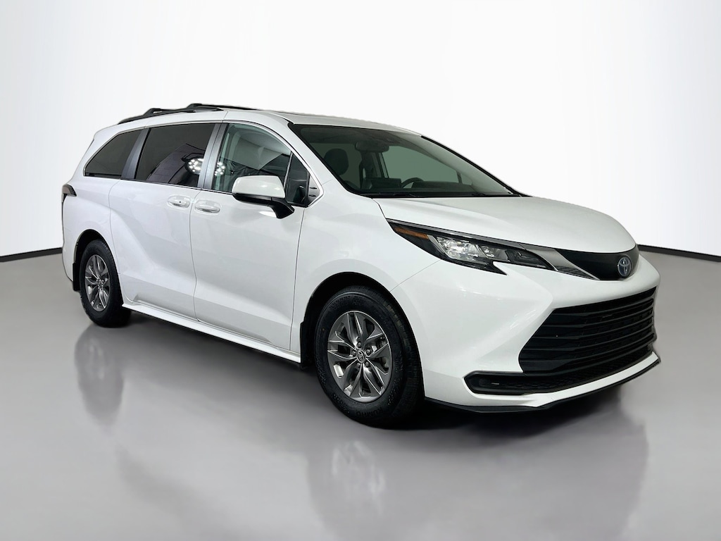Certified 2023 Toyota Sienna LE Van Passenger Van