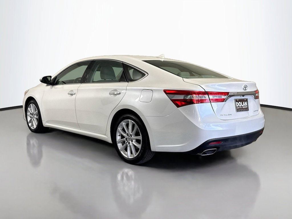Used 2014 Toyota Avalon Limited Sedan