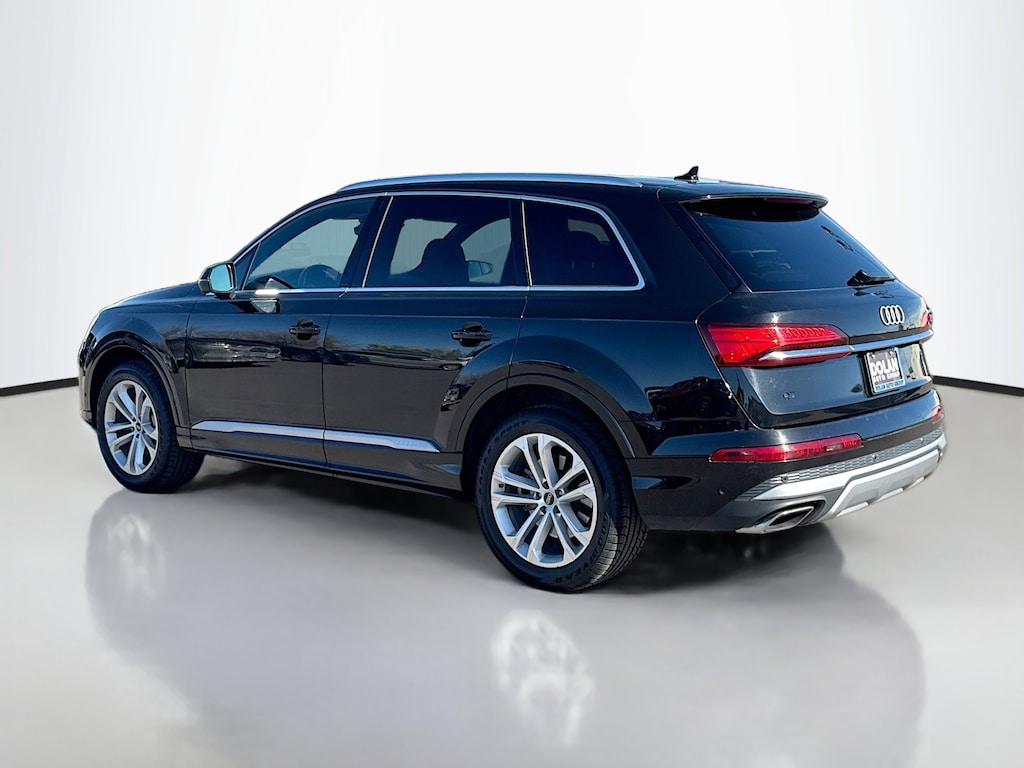 Used 2025 Audi Q7 55 Premium Plus SUV