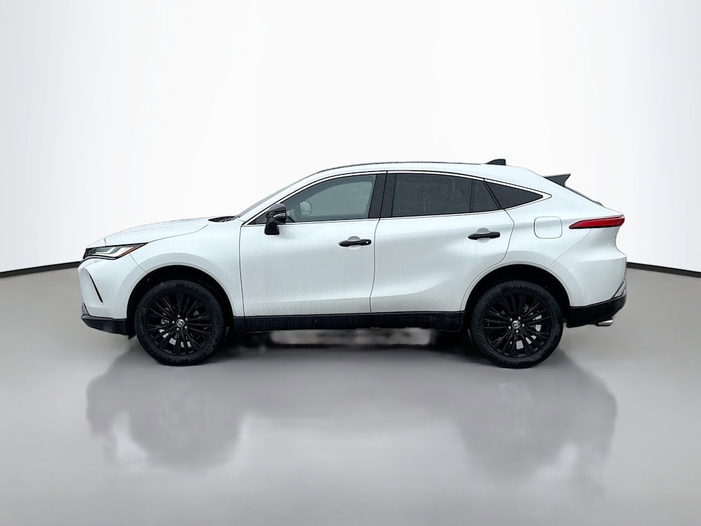 Used 2024 Toyota Venza XLE SUV