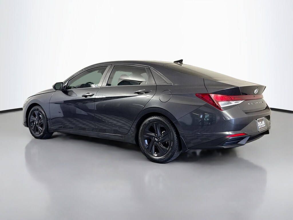 Used 2022 Hyundai Elantra SEL Sedan