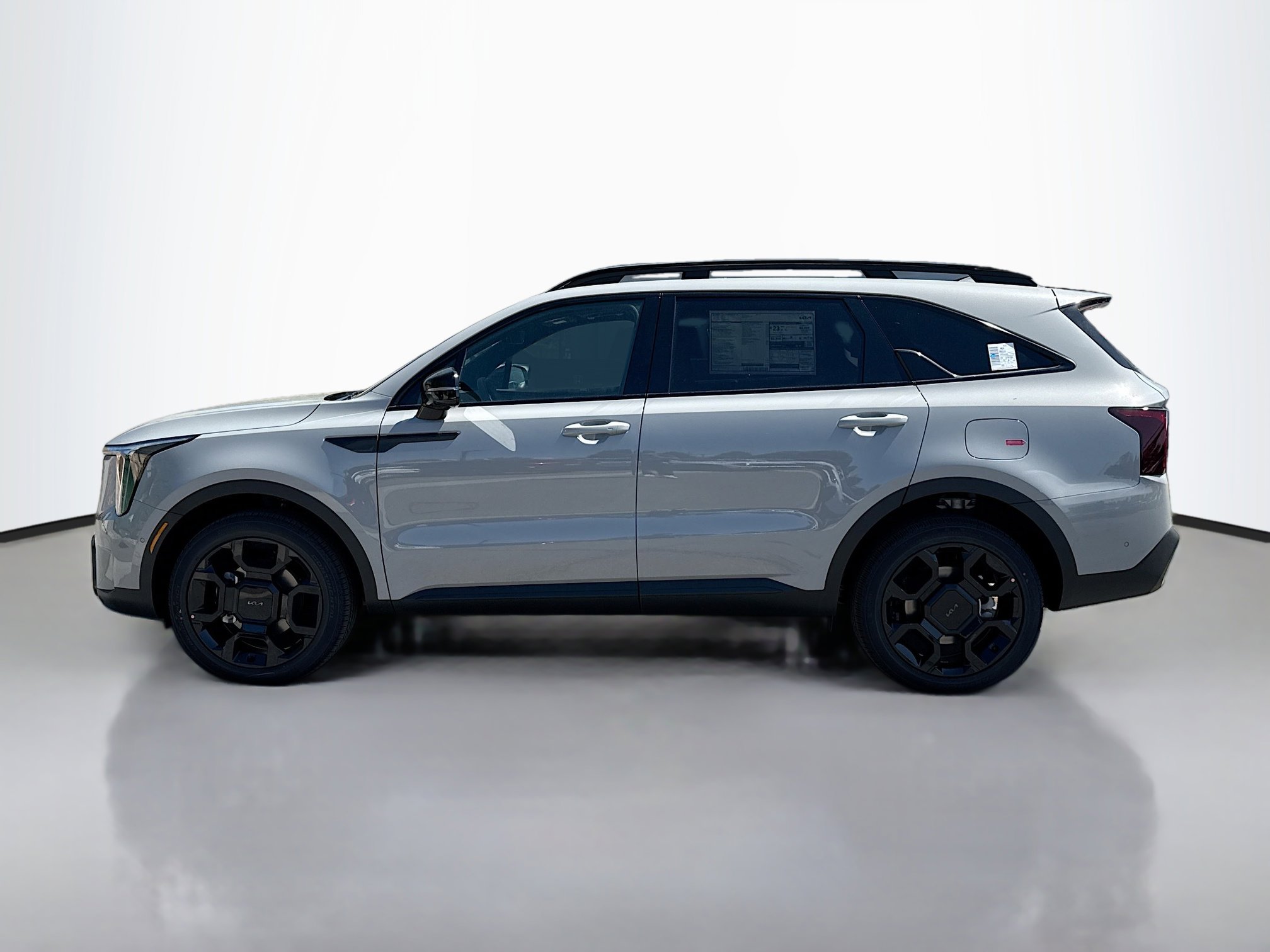 2025 Kia Sorento X-Line SX Prestige photo 2