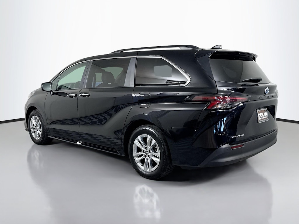Certified 2025 Toyota Sienna XLE Van Passenger Van
