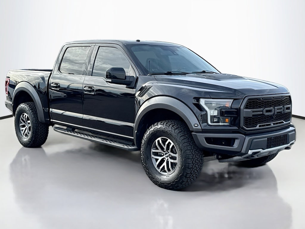 Used 2017 Ford F-150 Raptor Truck SuperCrew Cab