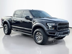 2017 Ford F-150 Raptor Truck SuperCrew Cab