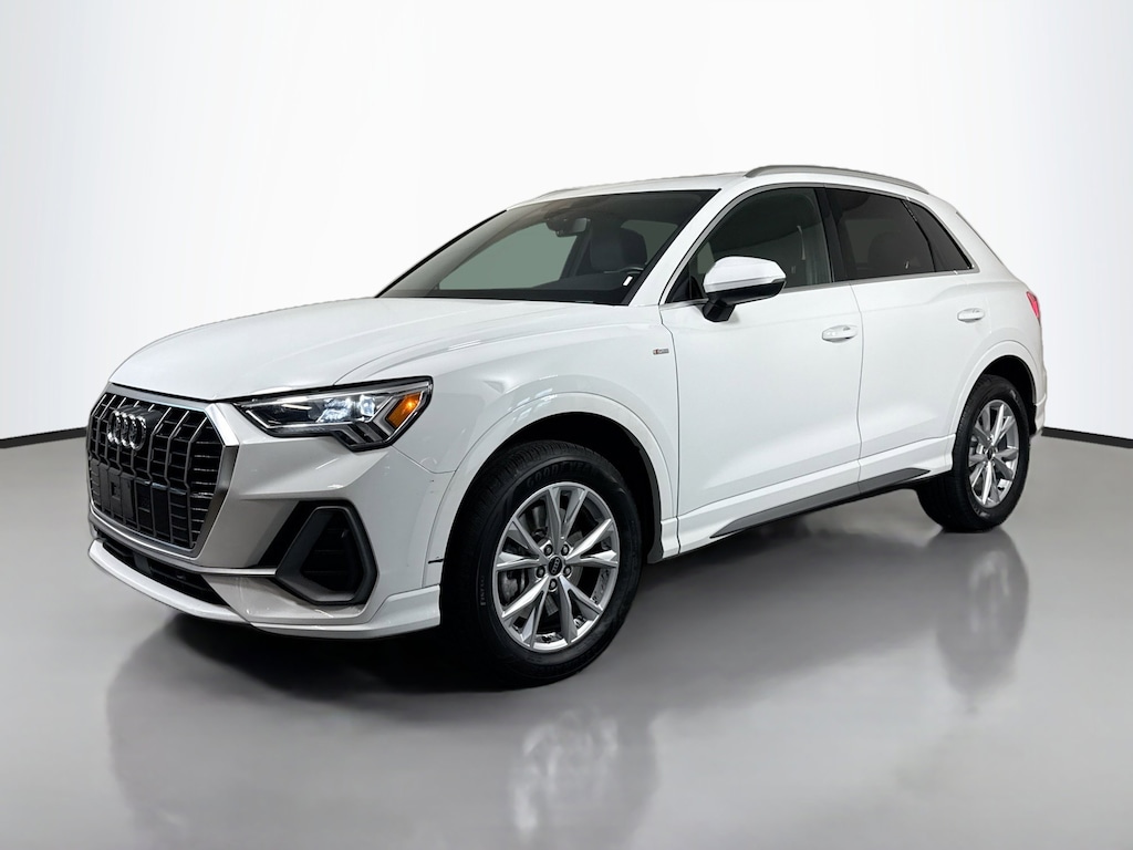 Used 2024 Audi Q3 Premium SUV