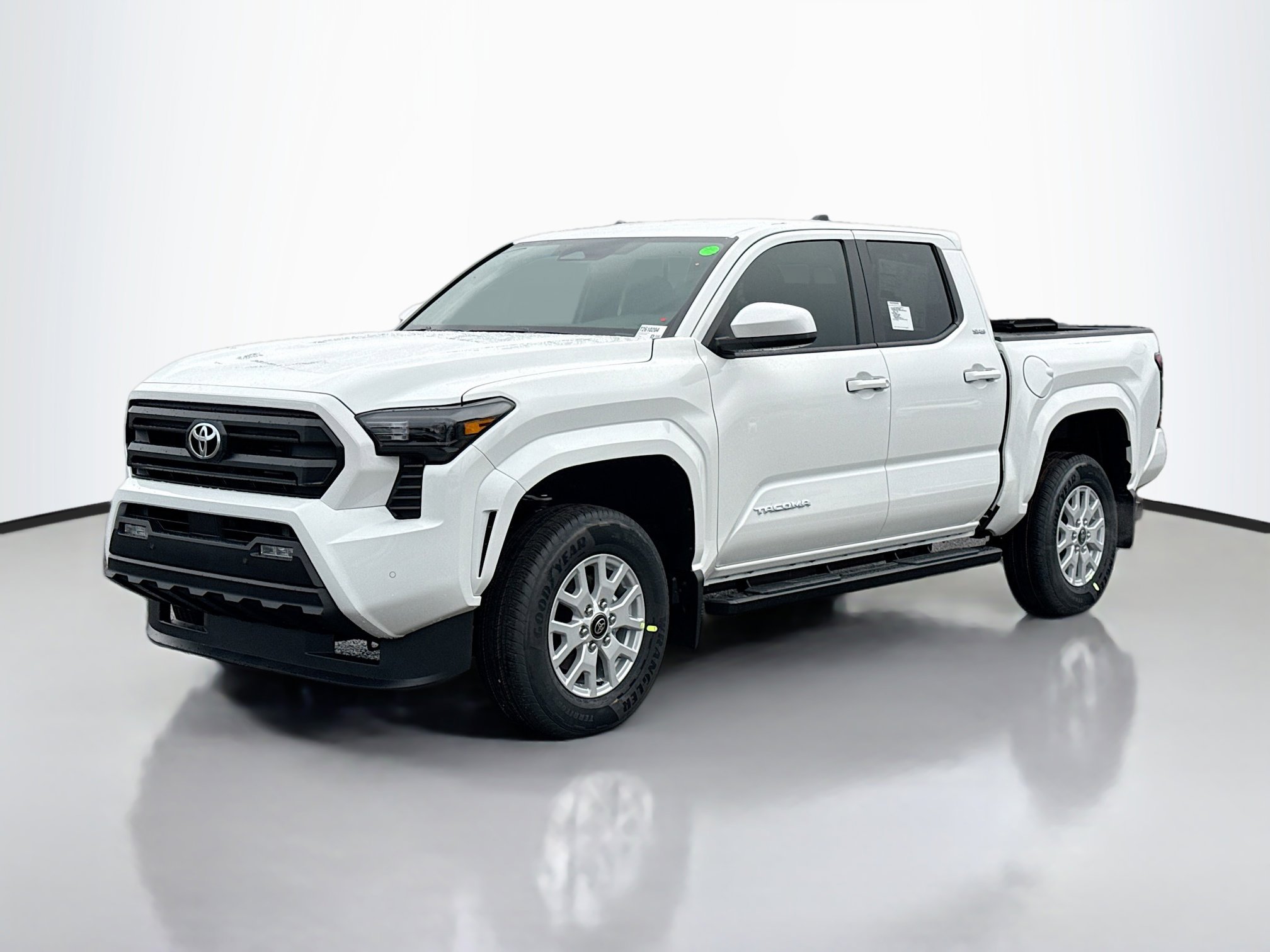 2026 Toyota Tacoma SR5 photo 2