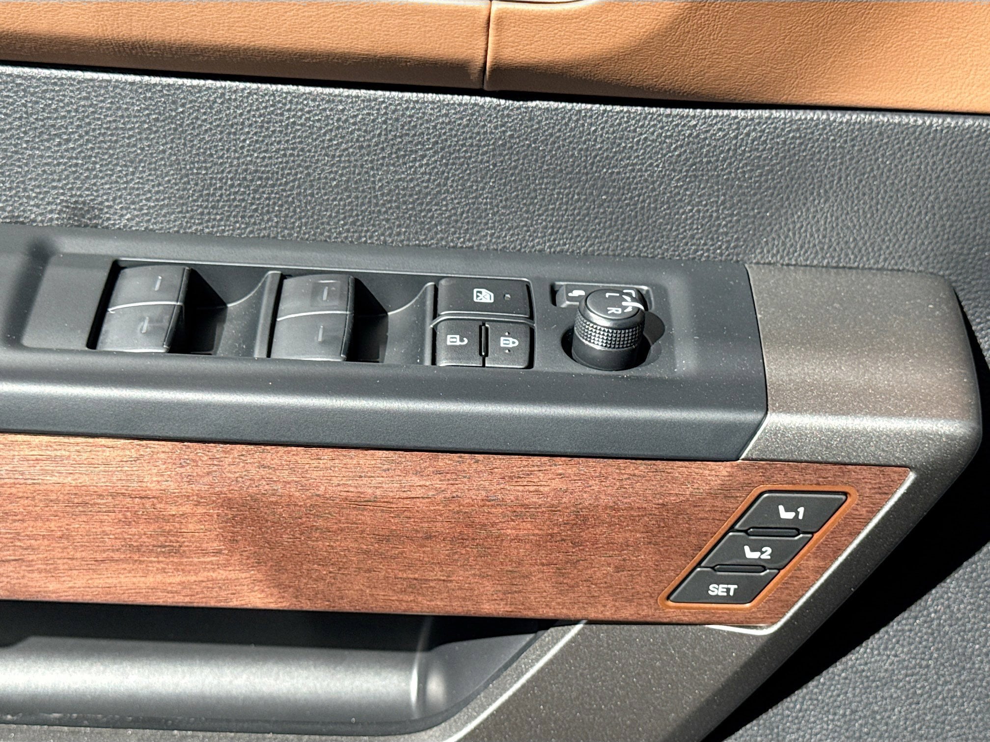 2026 Toyota Tundra 1794 Edition - Photo 35