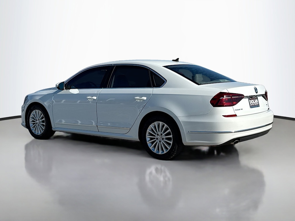 Used 2017 Volkswagen Passat 1.8T SE Sedan