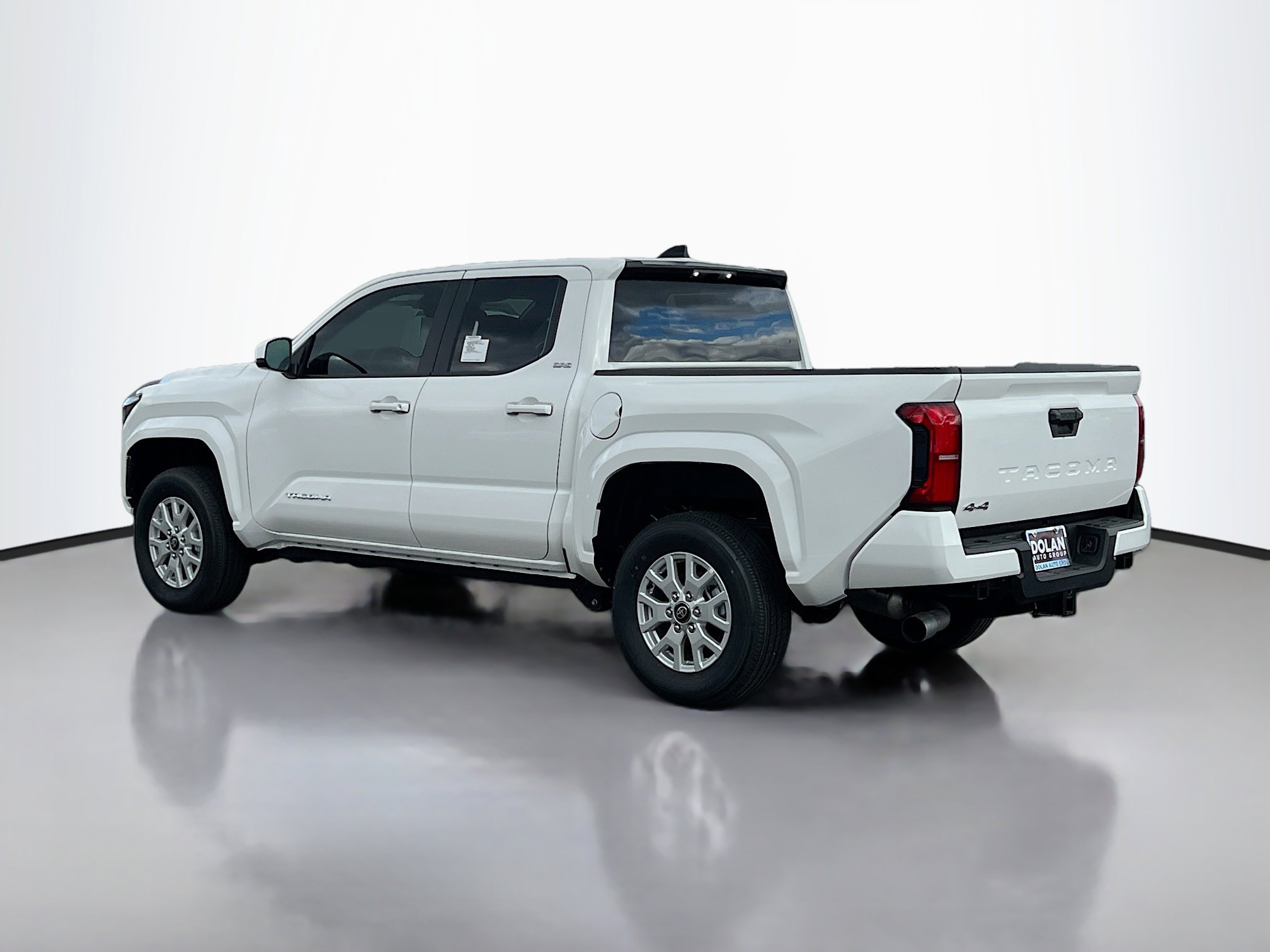 2025 Toyota Tacoma SR5 Double Cab photo 4