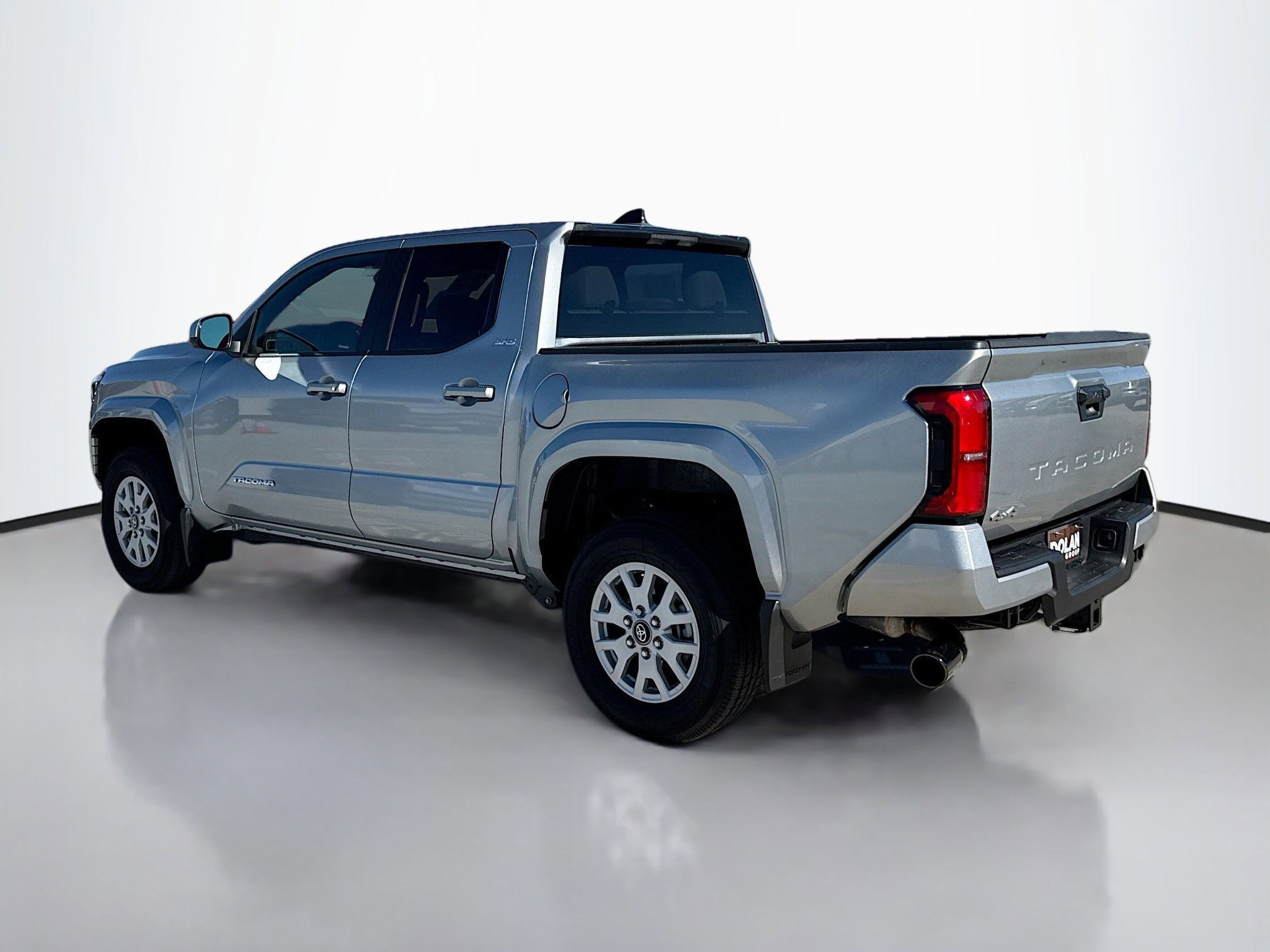 2025 Toyota Tacoma SR5 Double Cab photo 3