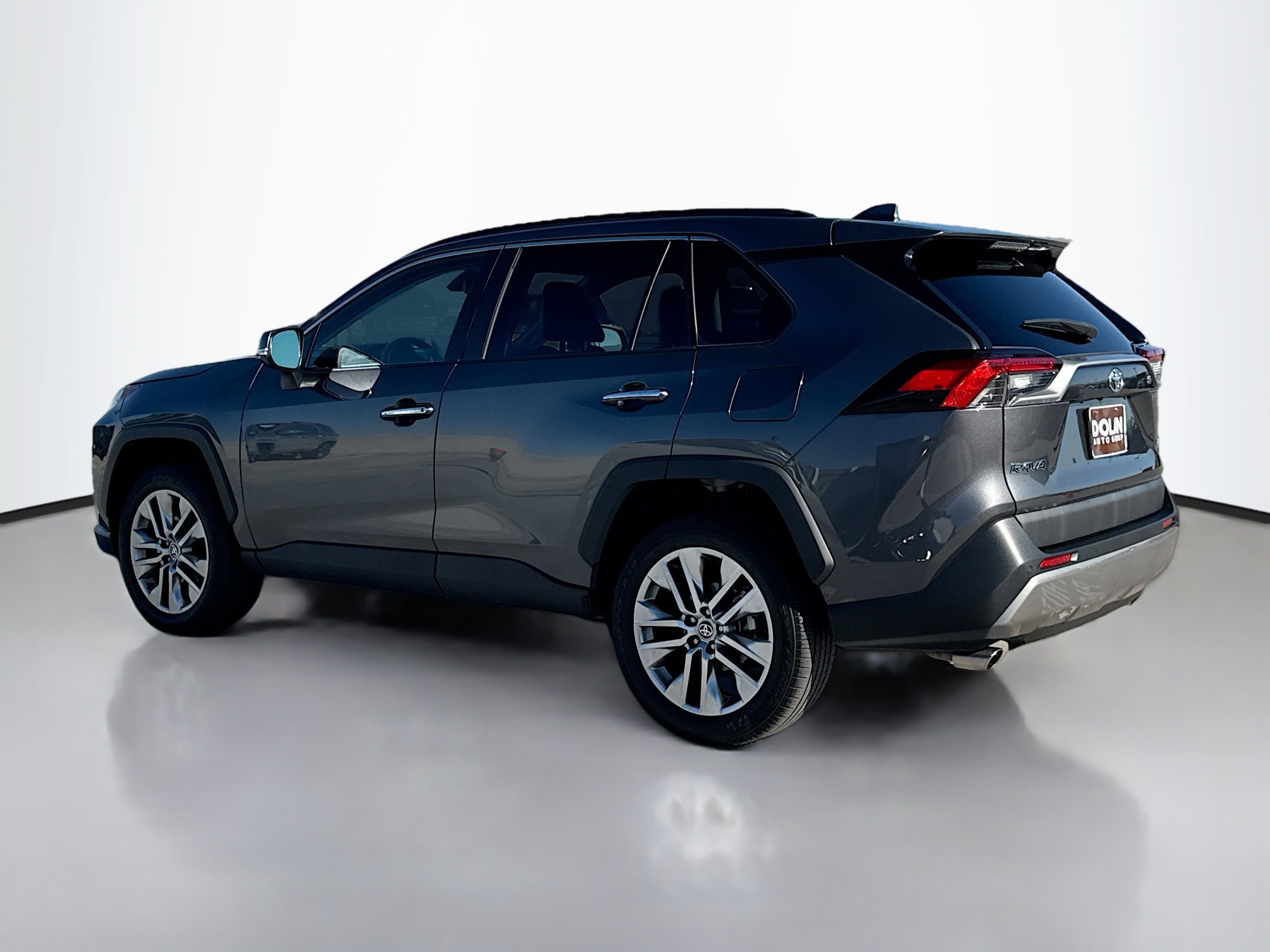 2022 Toyota RAV4 Limited photo 3