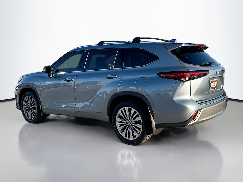 Used 2020 Toyota Highlander Hybrid Platinum SUV