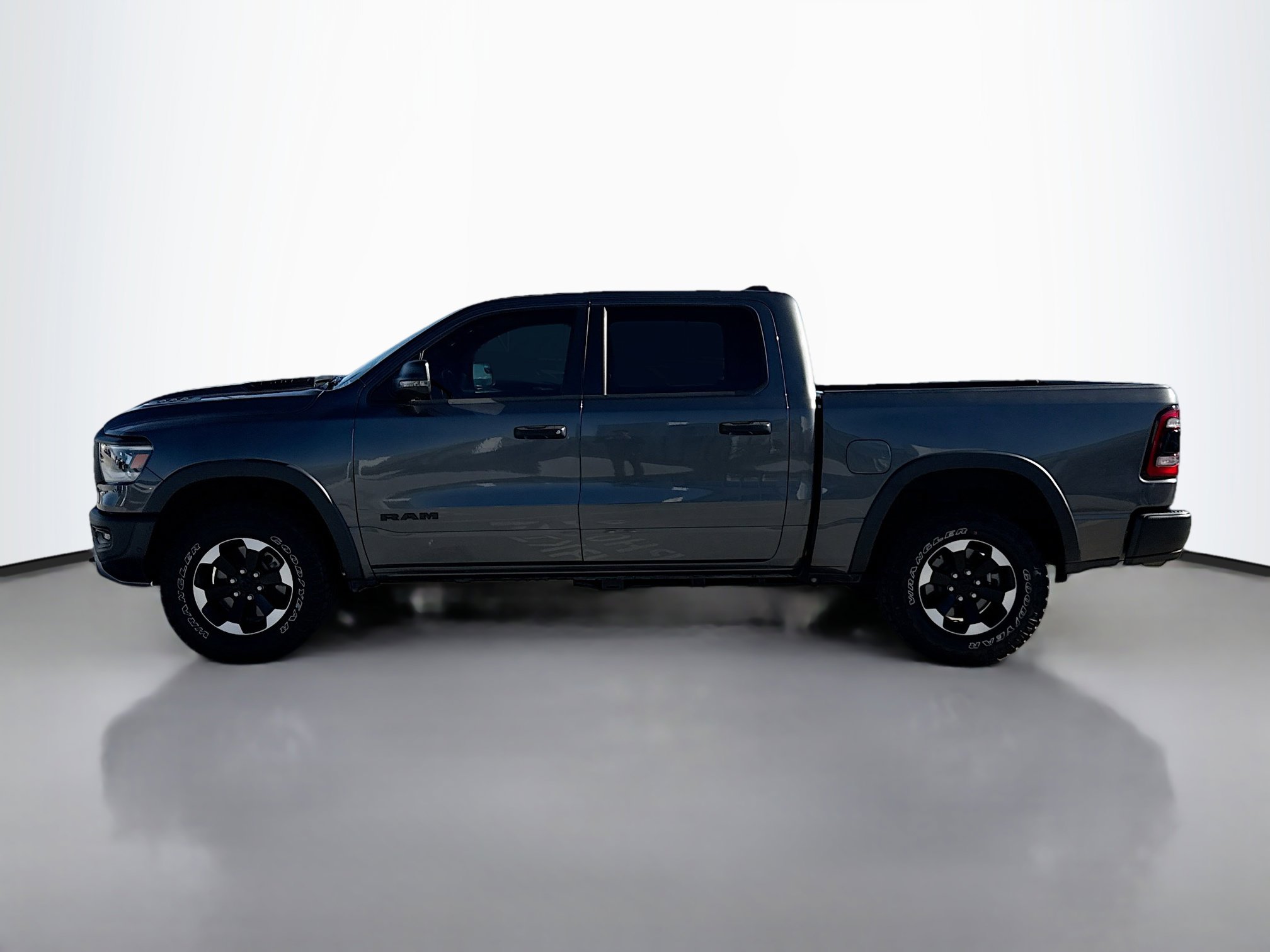 2023 Ram 1500 Rebel photo 3