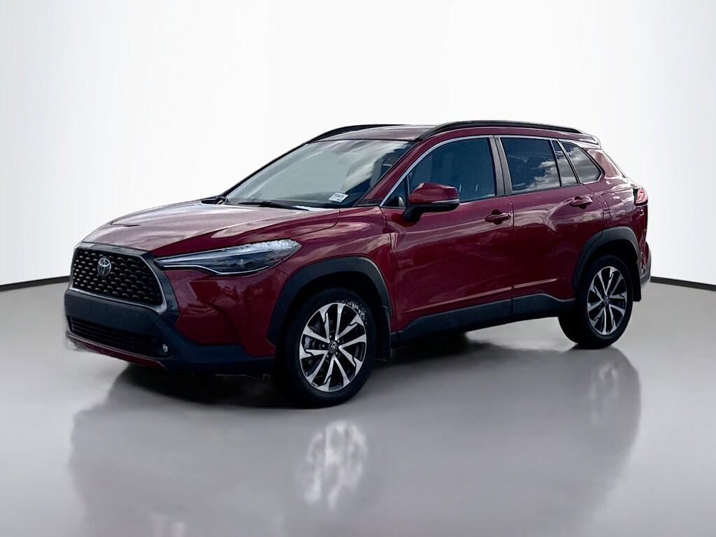 Used 2022 Toyota Corolla Cross XLE SUV