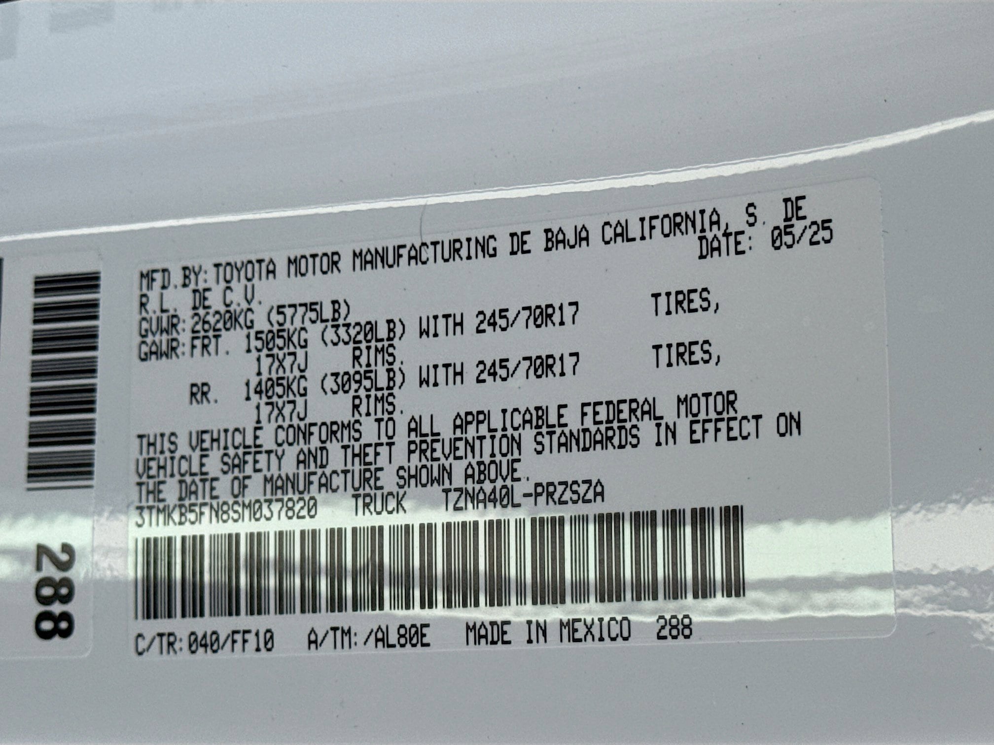 2025 Toyota Tacoma SR5 - Photo 38