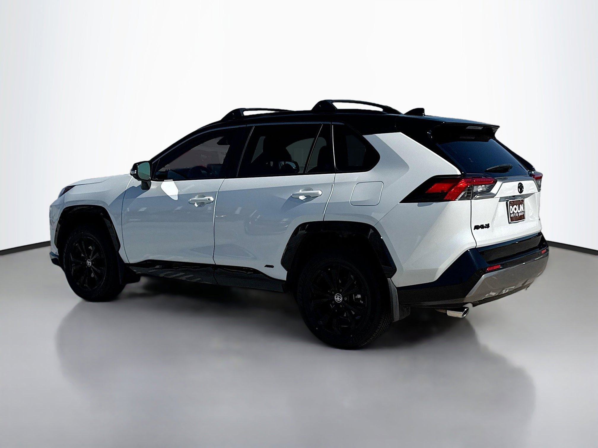2025 Toyota RAV4 Hybrid XSE photo 4