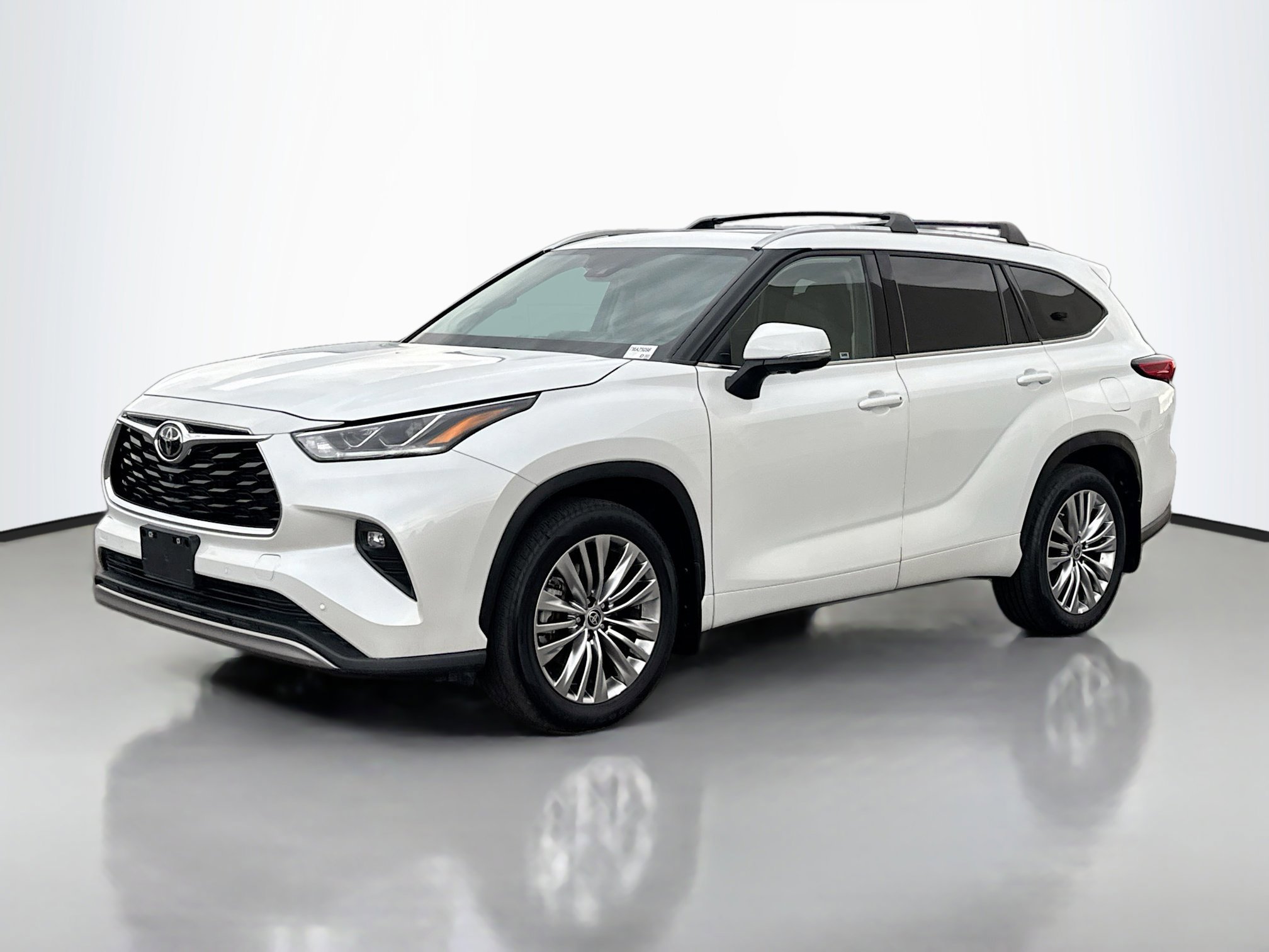 2023 Toyota Highlander Platinum photo 4