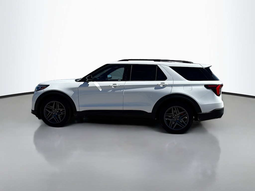 Used 2025 Ford Explorer ST SUV