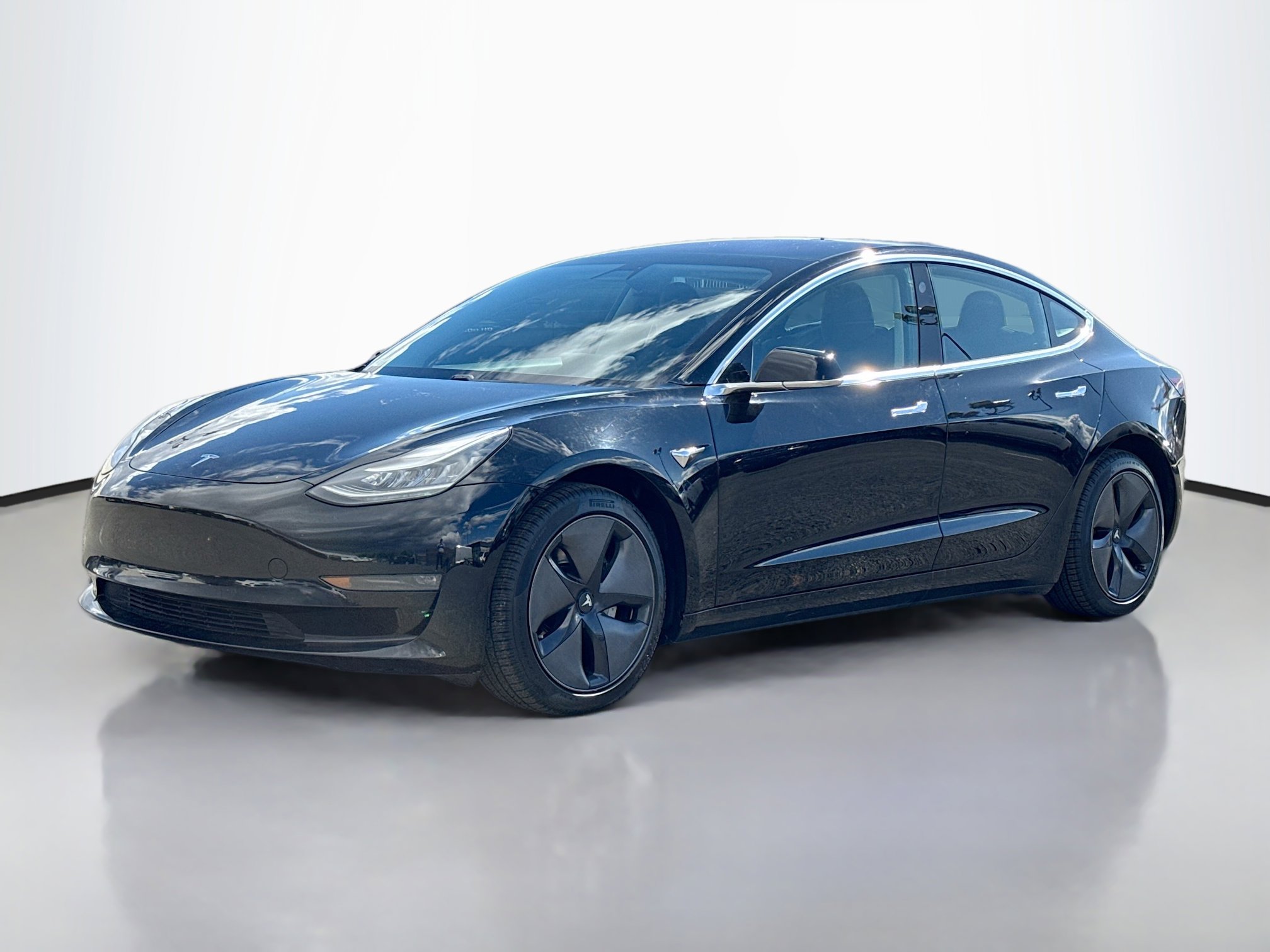 2018 Tesla Model 3 Long Range photo 2
