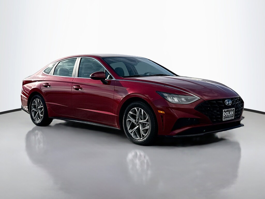 Used 2023 Hyundai Sonata SEL Sedan