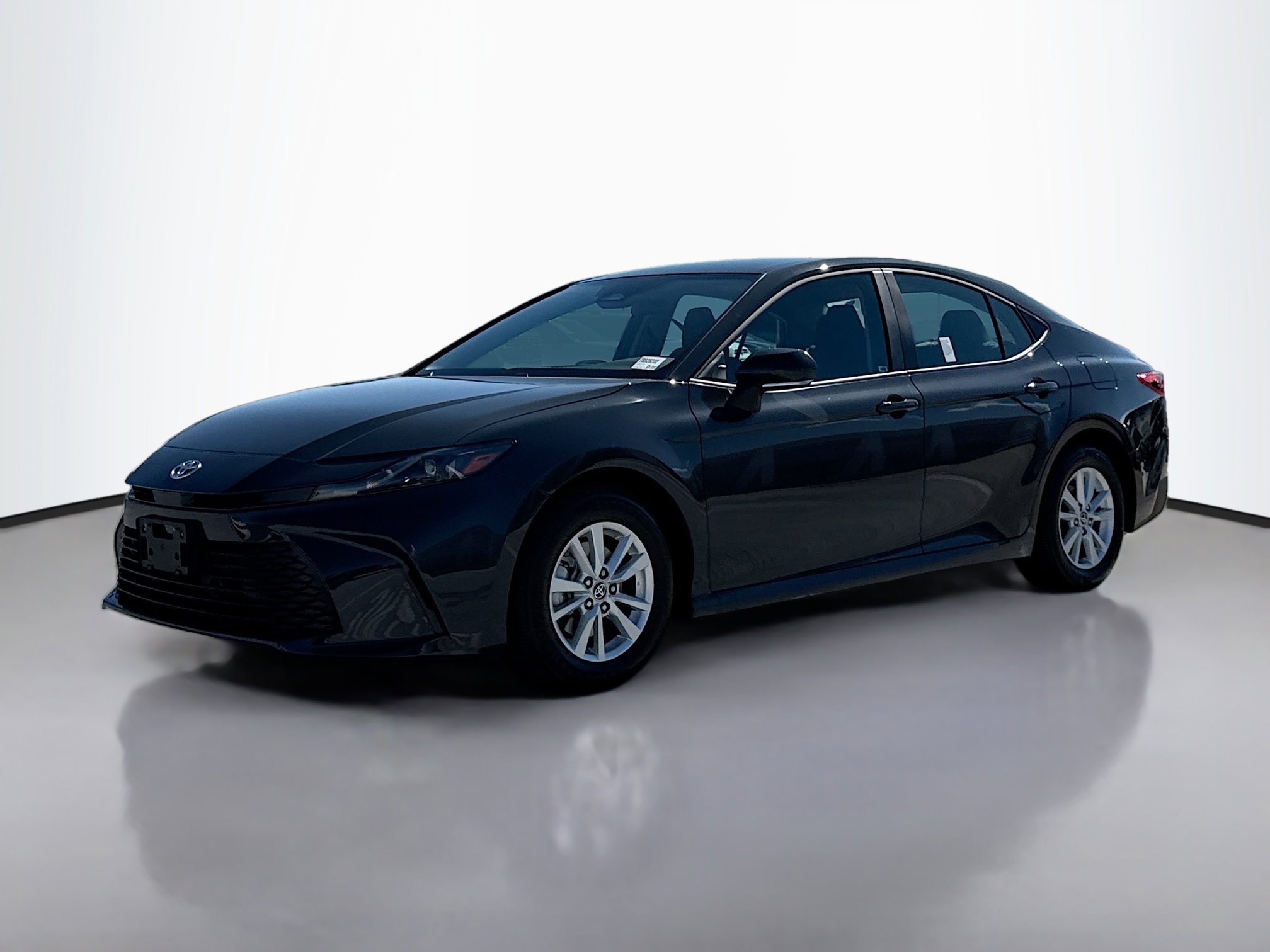 2025 Toyota Camry LE photo 2