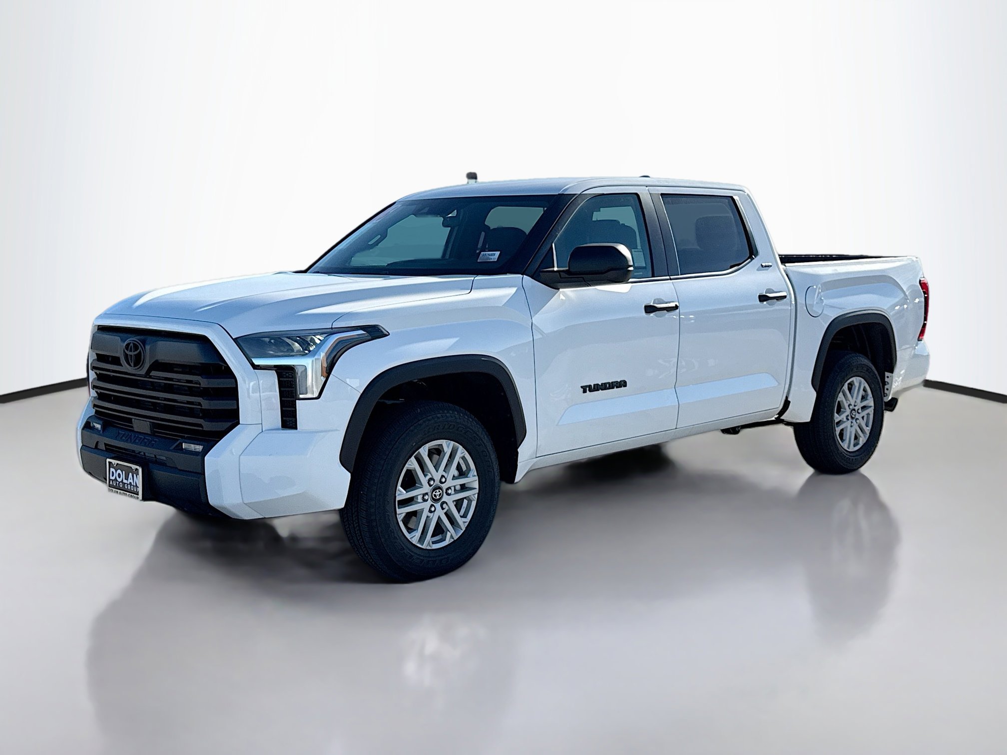 2026 Toyota Tundra SR5 CrewMax photo 2