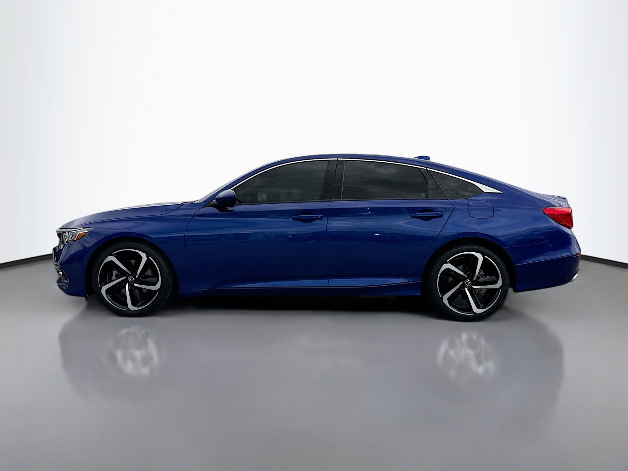 2020 Honda Accord Sport photo 2