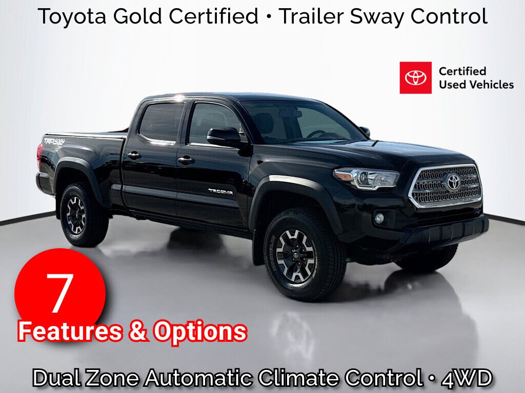 2017 Toyota Tundra Limited CrewMax photo 2