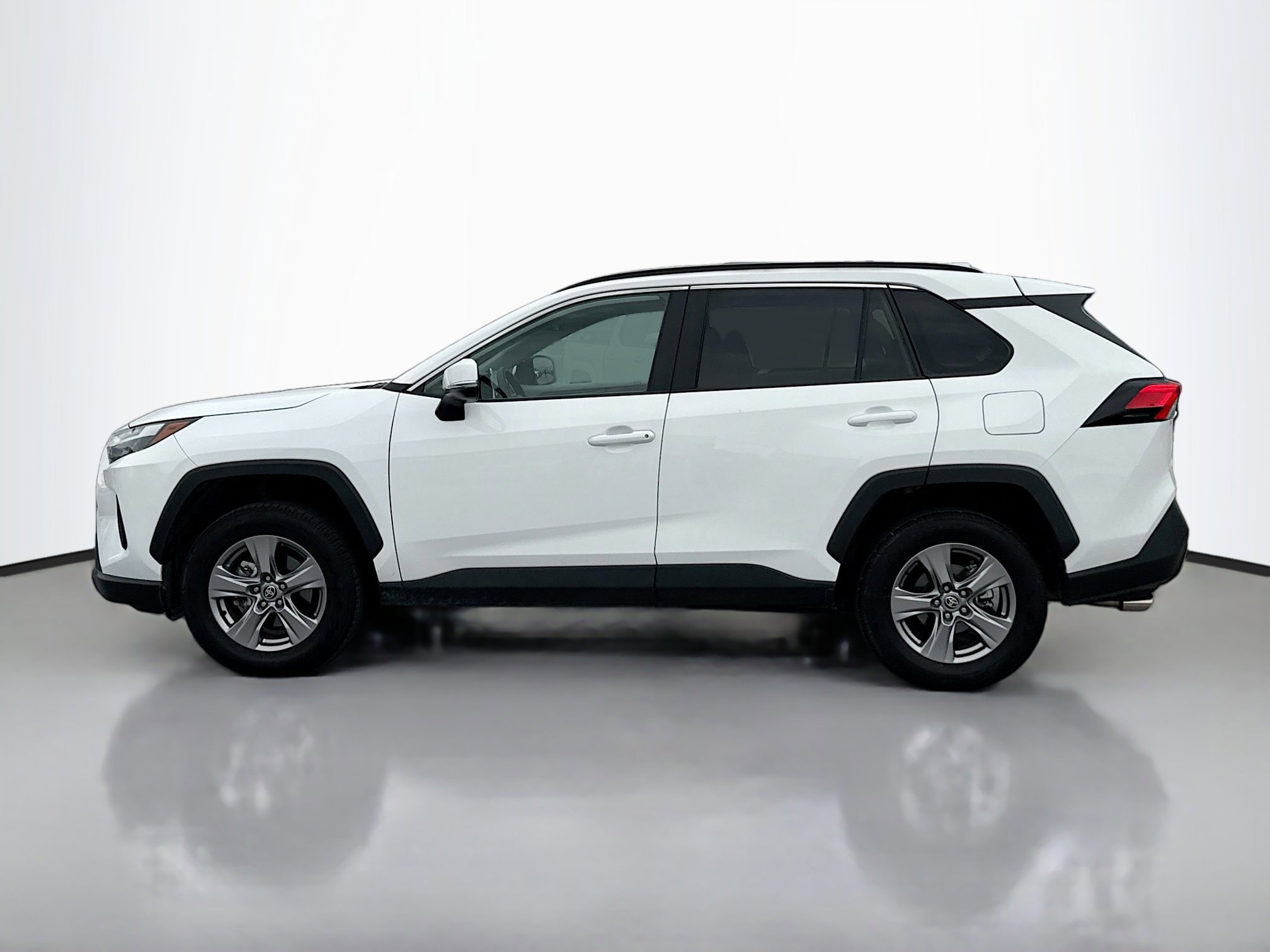 Certified 2025 Toyota RAV4 XLE with VIN 2T3P1RFV4SC508359 for sale in Kansas City