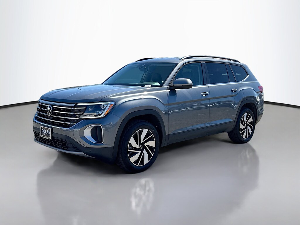 Used 2025 Volkswagen Atlas 2.0T SE w/Technology SUV