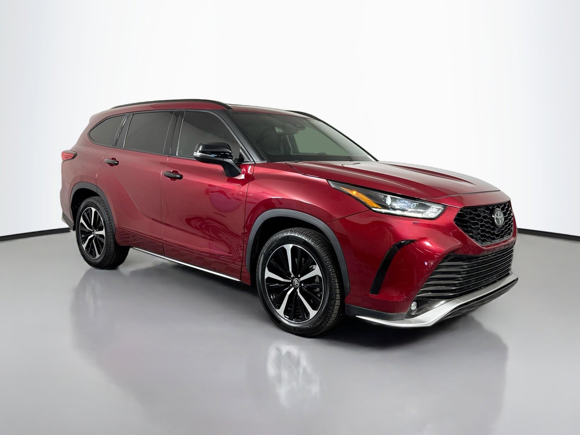 2022 Toyota Highlander XSE 4x4 V6's photo