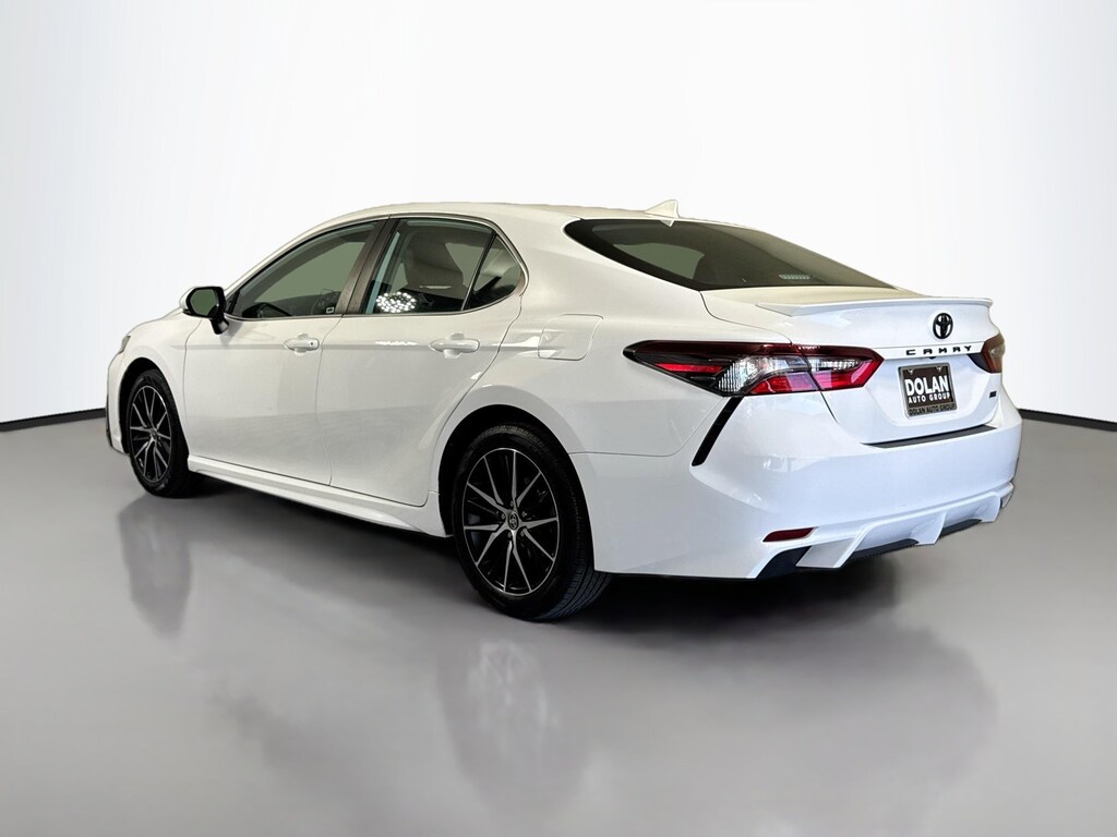 Used 2024 Toyota Camry SE Sedan