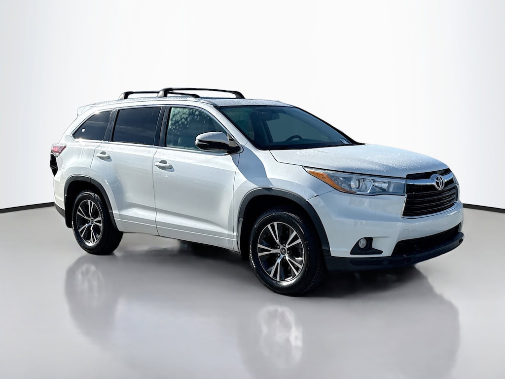 Used 2016 Toyota Highlander XLE V6 SUV