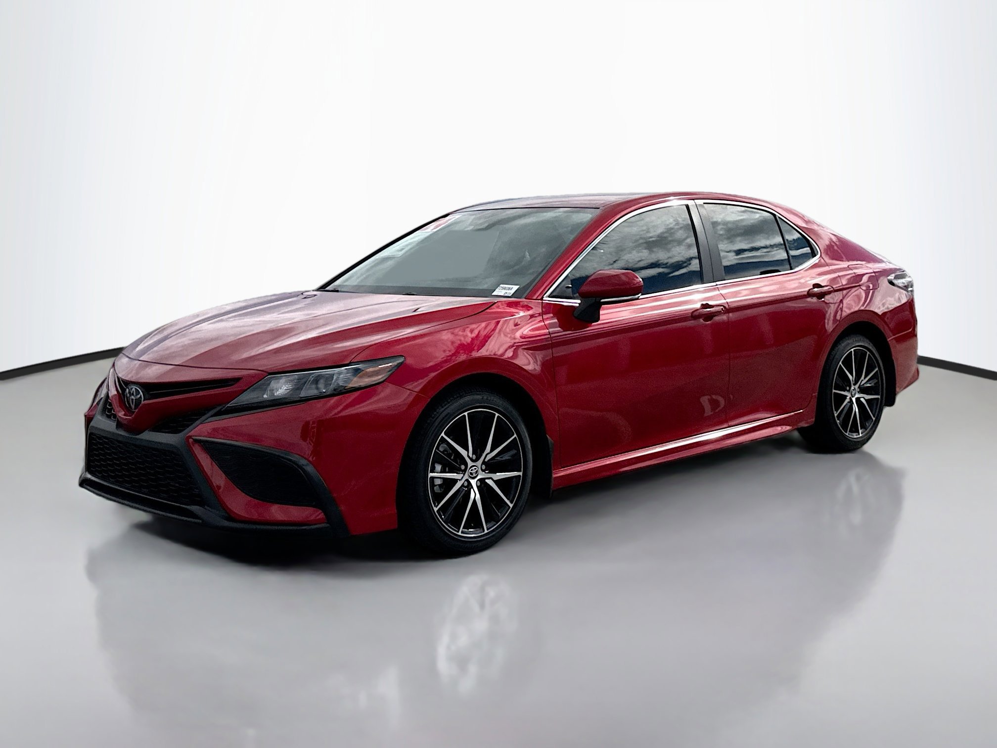 2024 Toyota Camry SE photo 4
