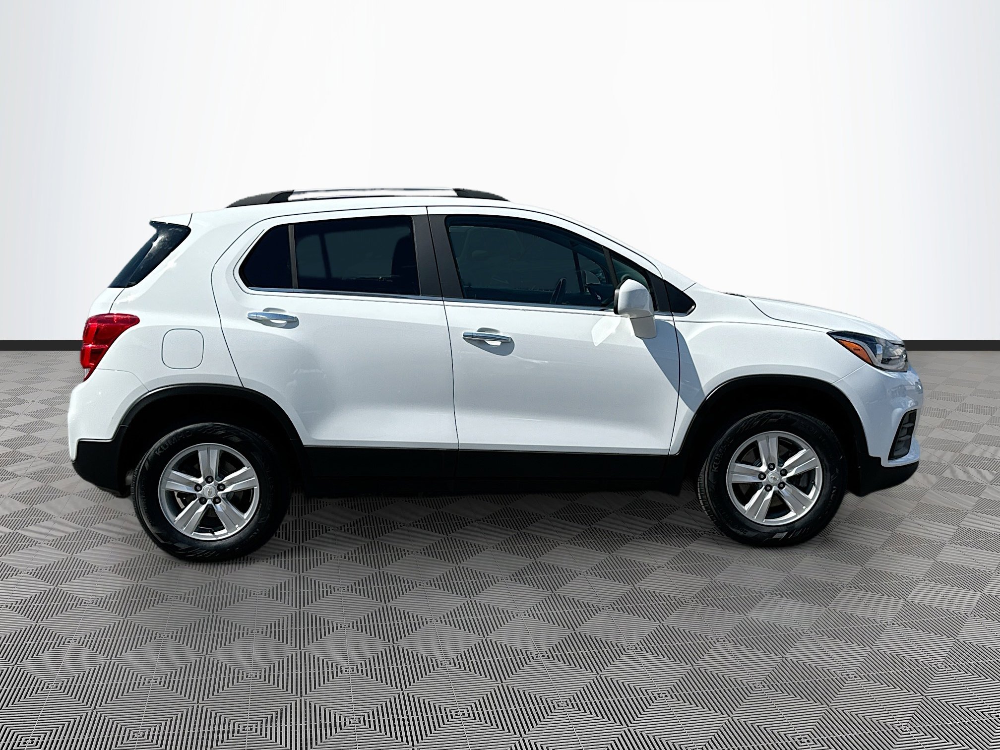 Used 2020 Chevrolet Trax LT with VIN KL7CJPSB2LB068551 for sale in Reno, NV