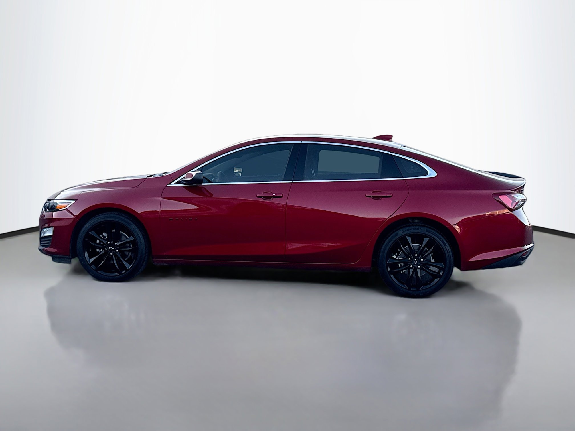 2024 Chevrolet Malibu 1LT photo 3