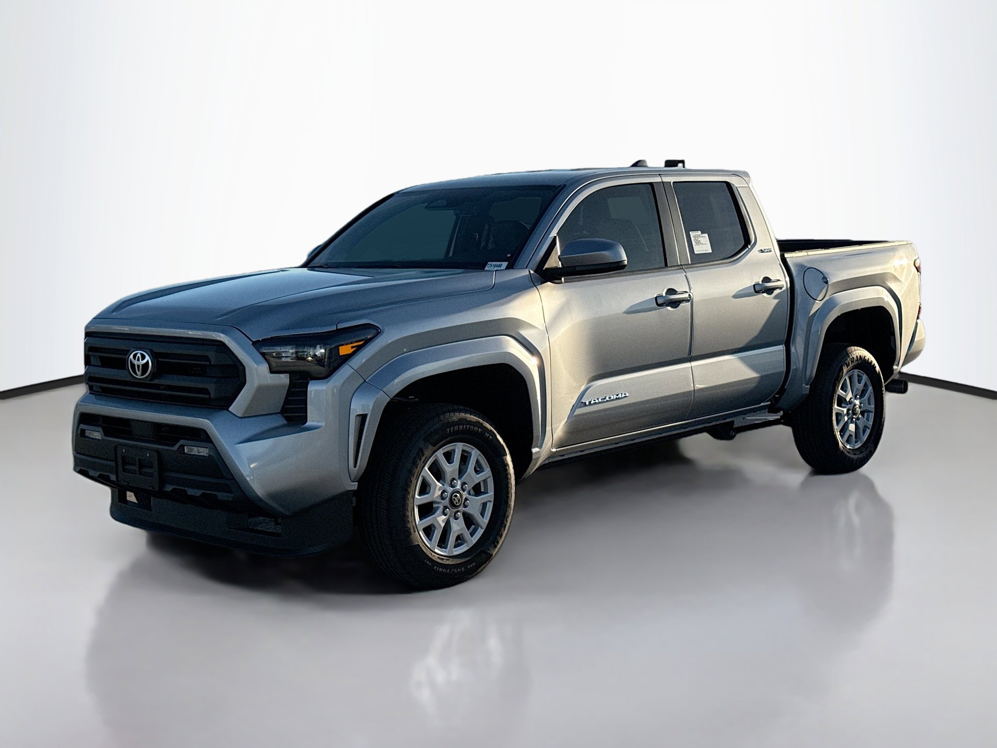 2025 Toyota Tacoma SR5 Double Cab photo 2
