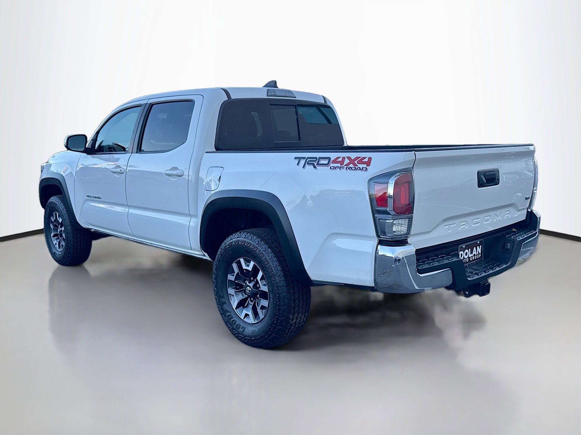 2023 Toyota Tacoma TRD Off-Road Double Cab photo 3