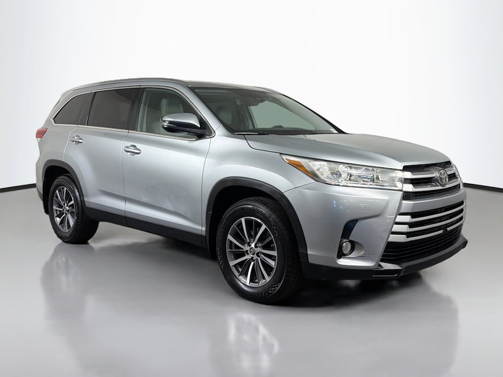 Used 2019 Toyota Highlander XLE SUV