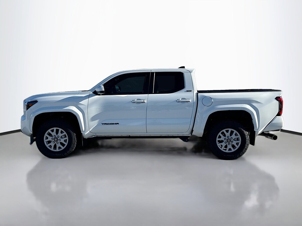 Used 2024 Toyota Tacoma 4WD SR5 Truck Double Cab