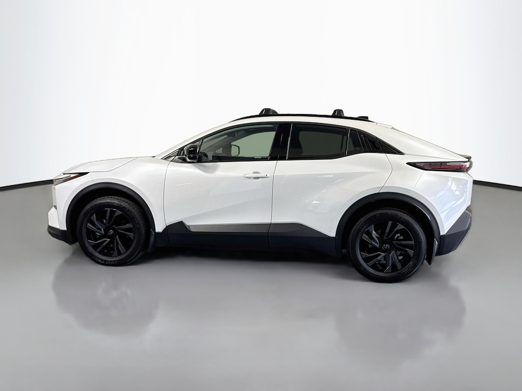 Used 2026 Toyota C-HR SE SUV