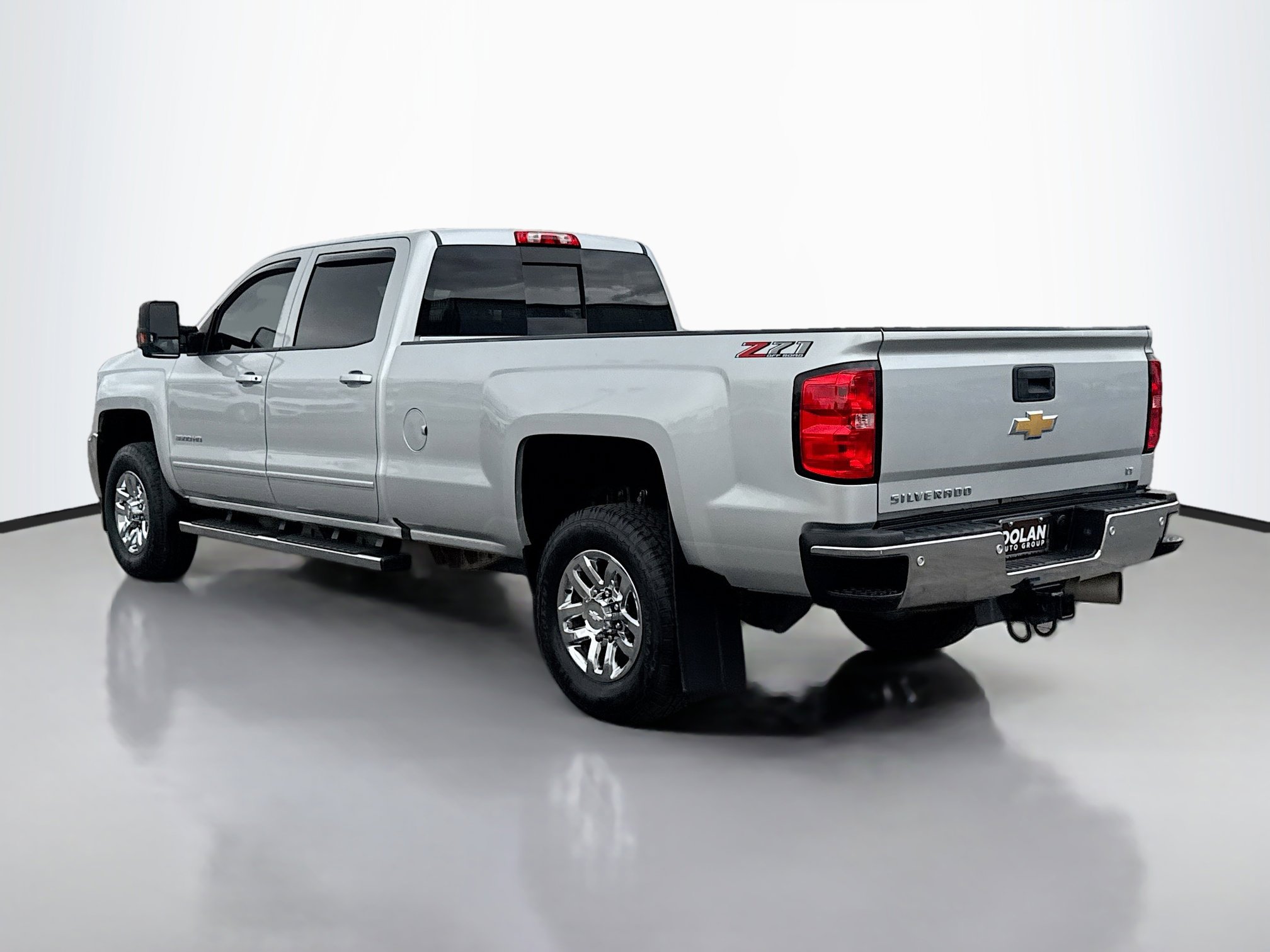 2019 Chevrolet Silverado 3500HD LT photo 4