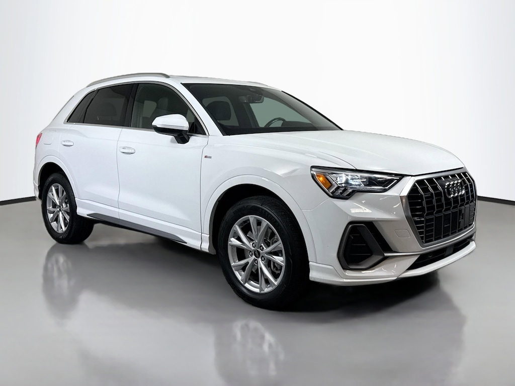 Used 2024 Audi Q3 Premium SUV