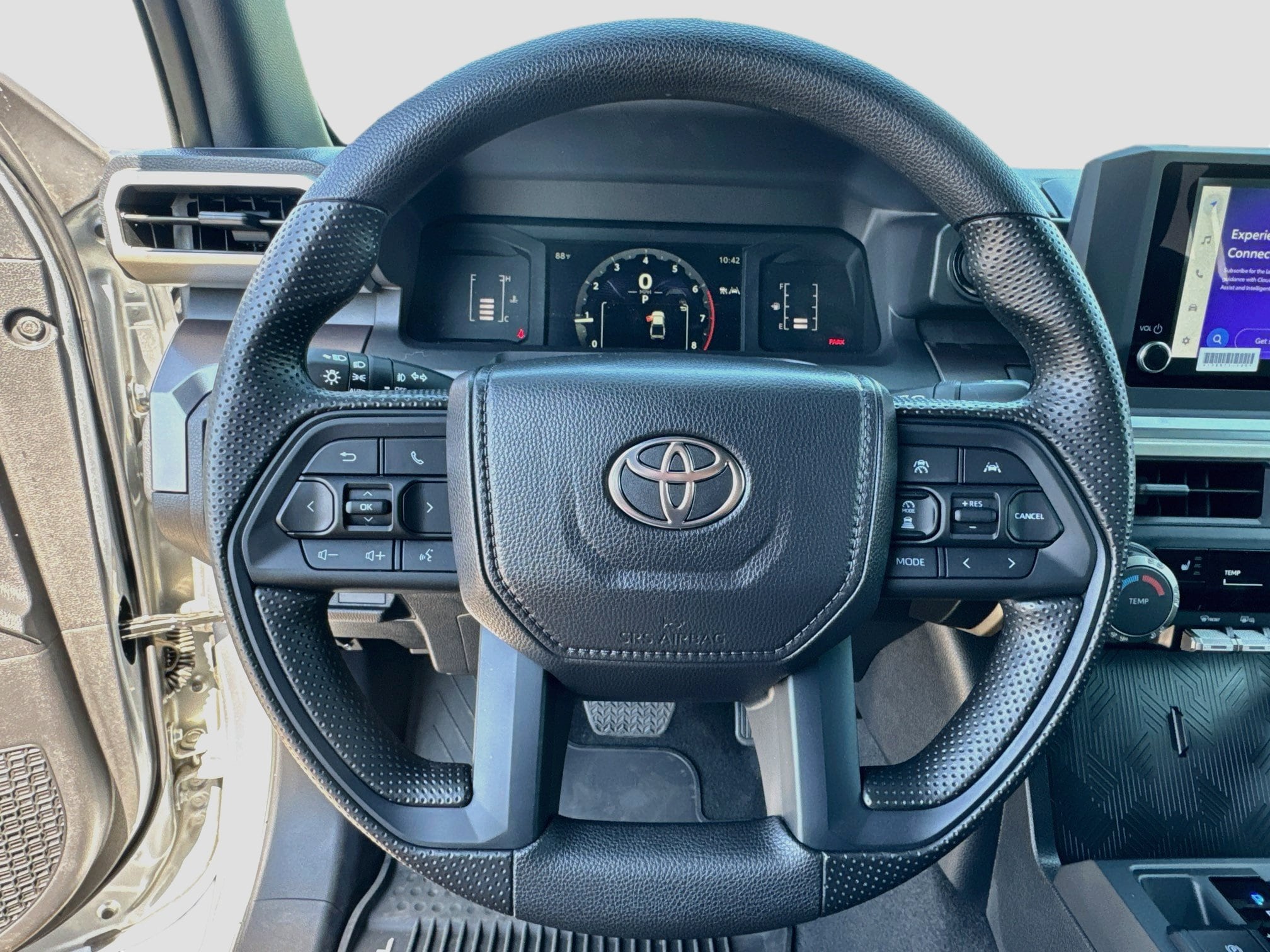 2026 Toyota Tacoma SR5 - Photo 11