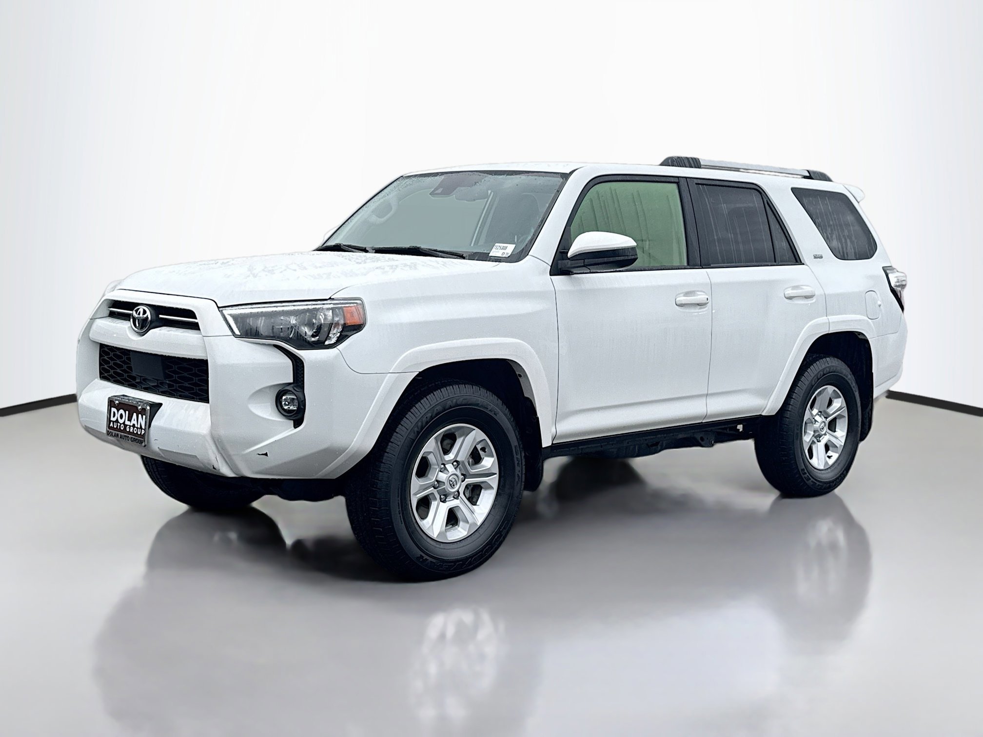 2024 Toyota 4Runner SR5 photo 4