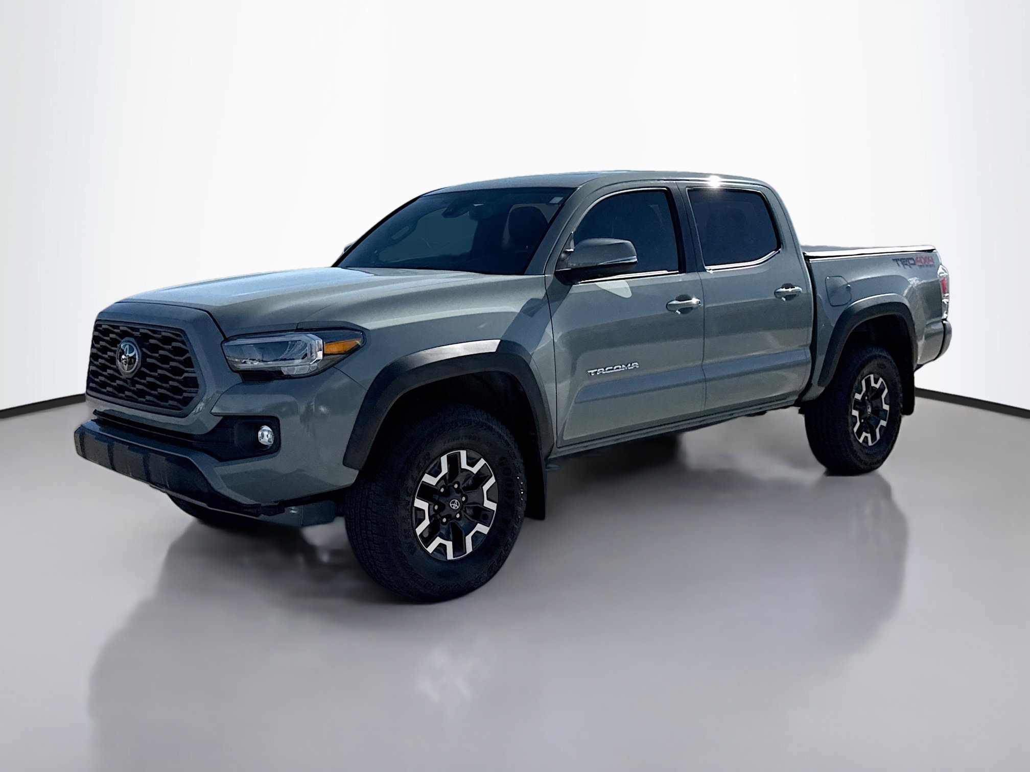 2023 Toyota Tacoma TRD Off-Road Double Cab photo 2
