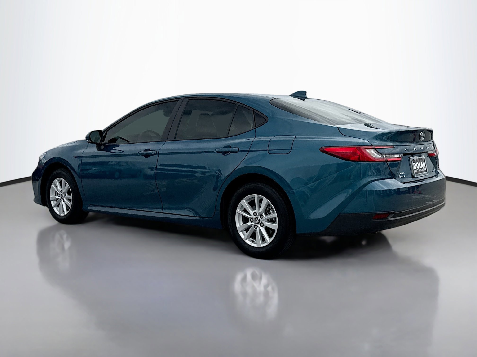 2025 Toyota Camry LE photo 3