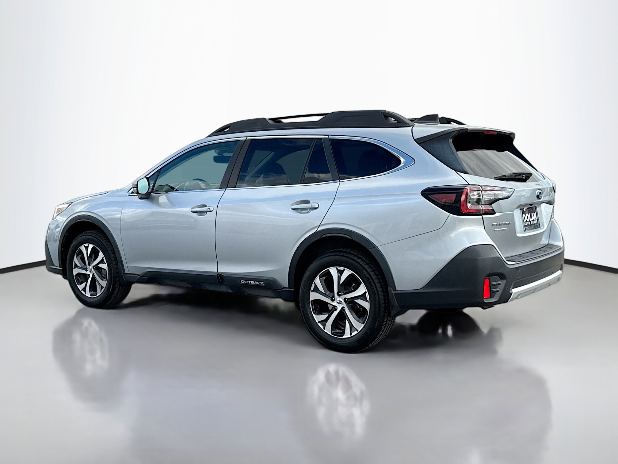 2021 Subaru Outback Limited XT photo 3