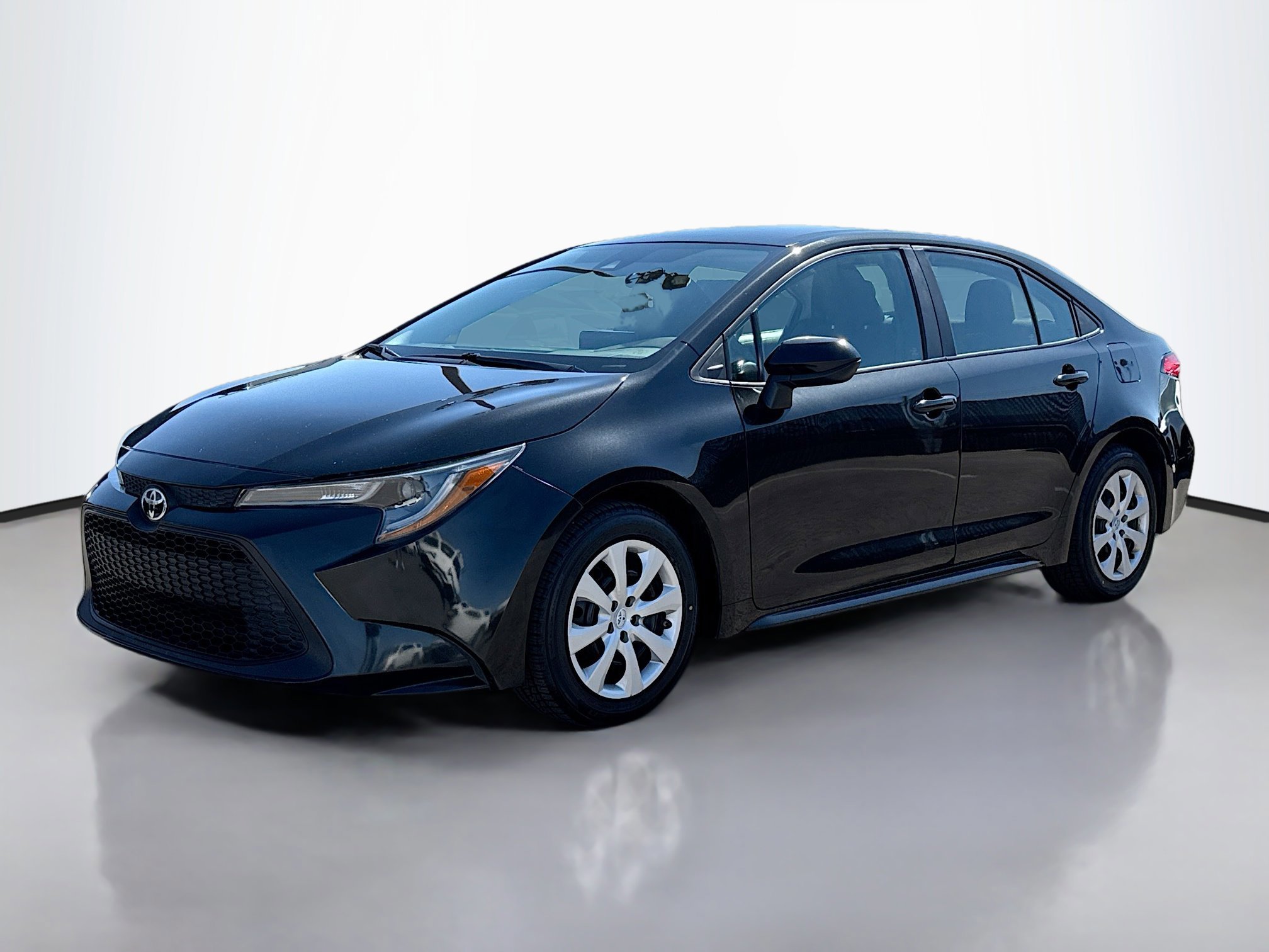 2022 Toyota Corolla LE photo 4